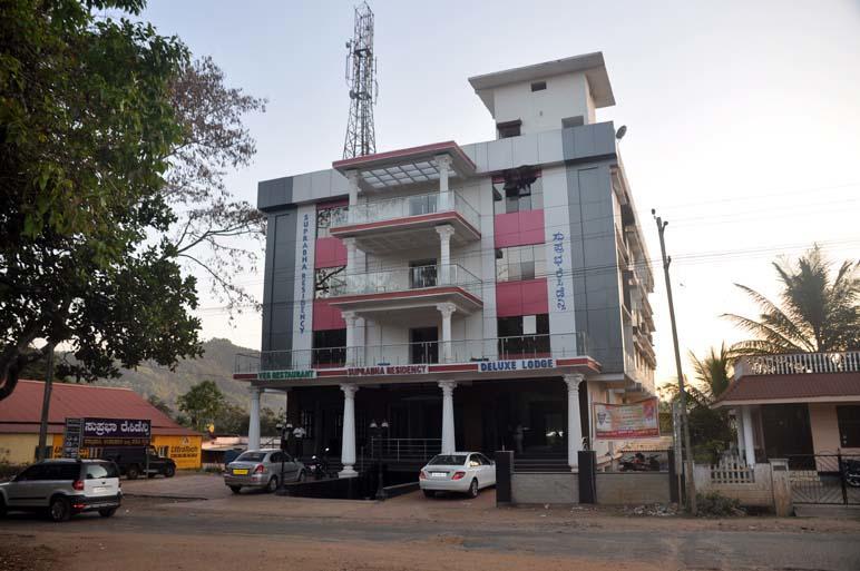 הוילה Kalasa Suprabha Residency מראה חיצוני תמונה